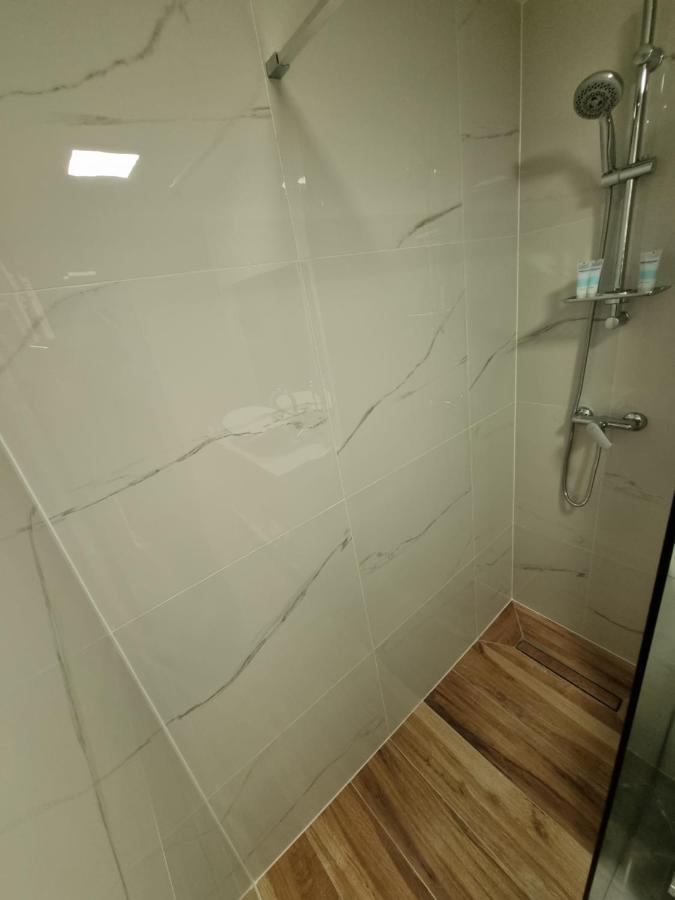 Апартаменты Apartman Simic Осиек Экстерьер фото