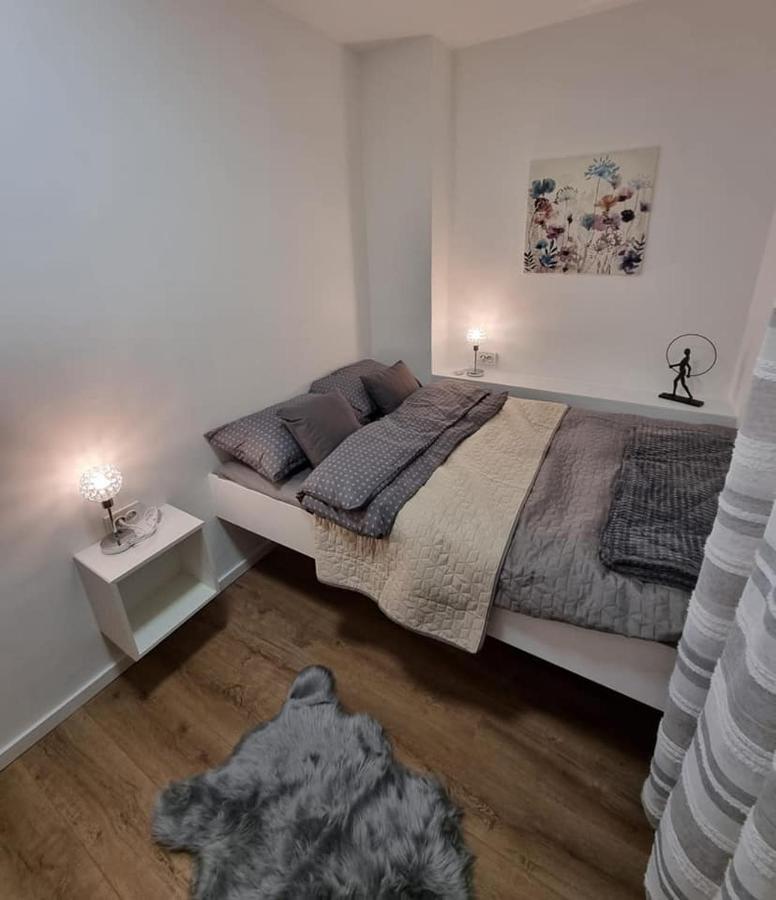 Апартаменты Apartman Simic Осиек Экстерьер фото