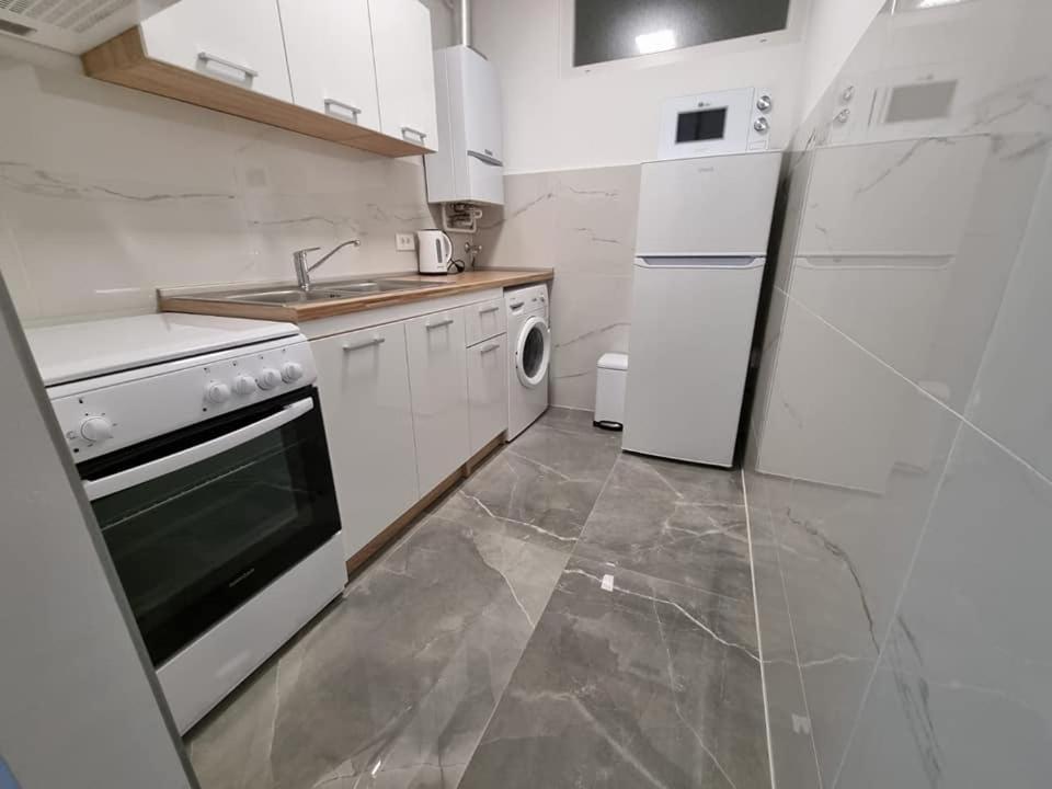 Апартаменты Apartman Simic Осиек Экстерьер фото